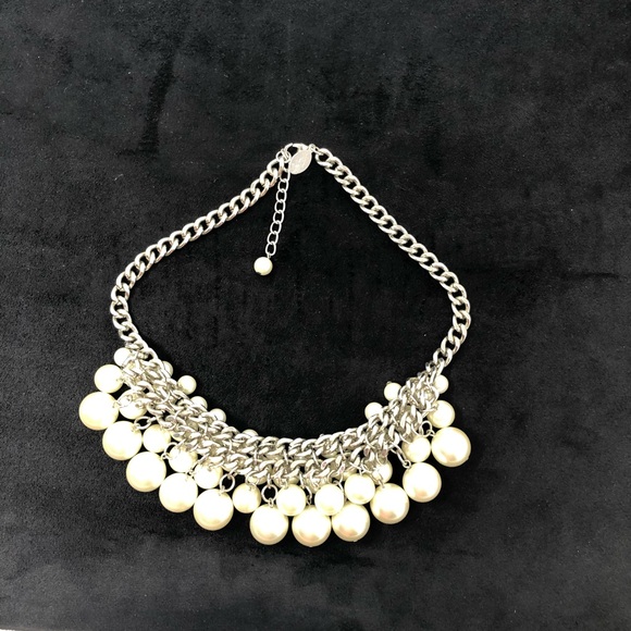 WHITE HOUSE BLACK MARKET Pearl  Statement Necklace - Picture 6 of 6